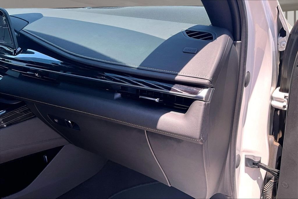 Used 2023 White Cadillac Sport image 15