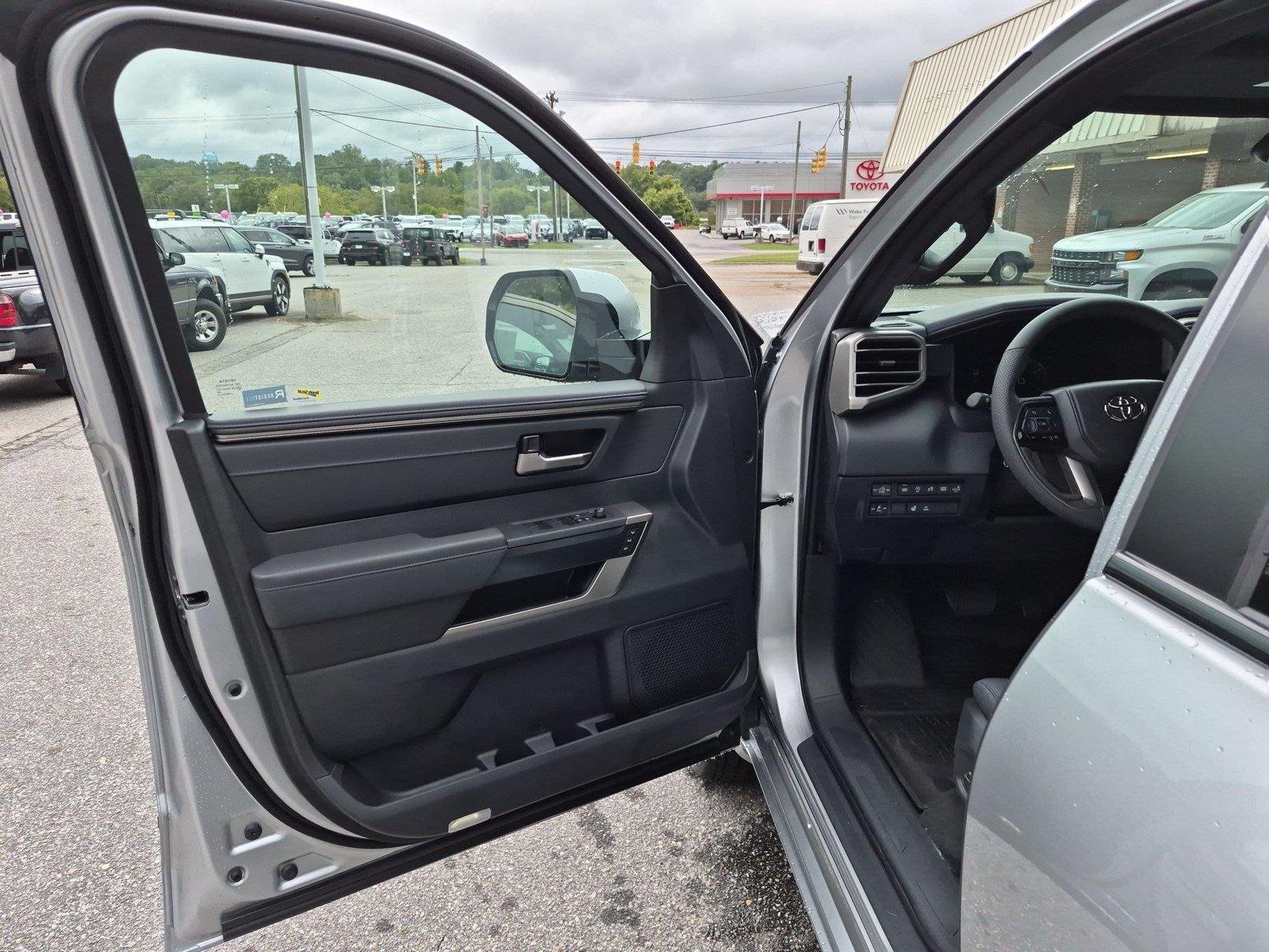 New 2026 Celestial Silver Metallic Toyota Platinum image 13