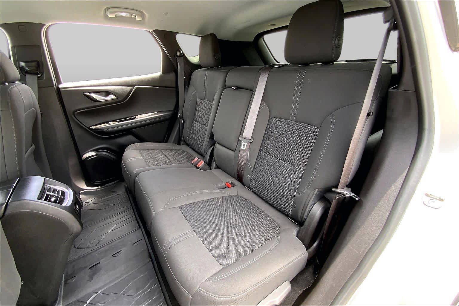 Used 2021 Silver Ice Metallic Chevrolet LT image 20