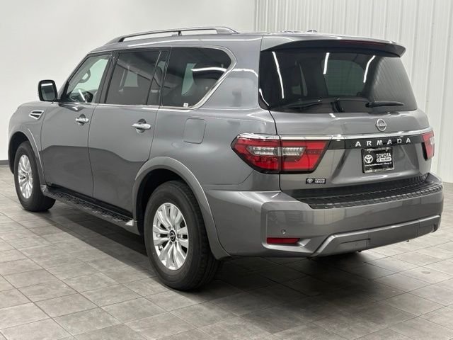 Used 2023 Gray Nissan SV image 4