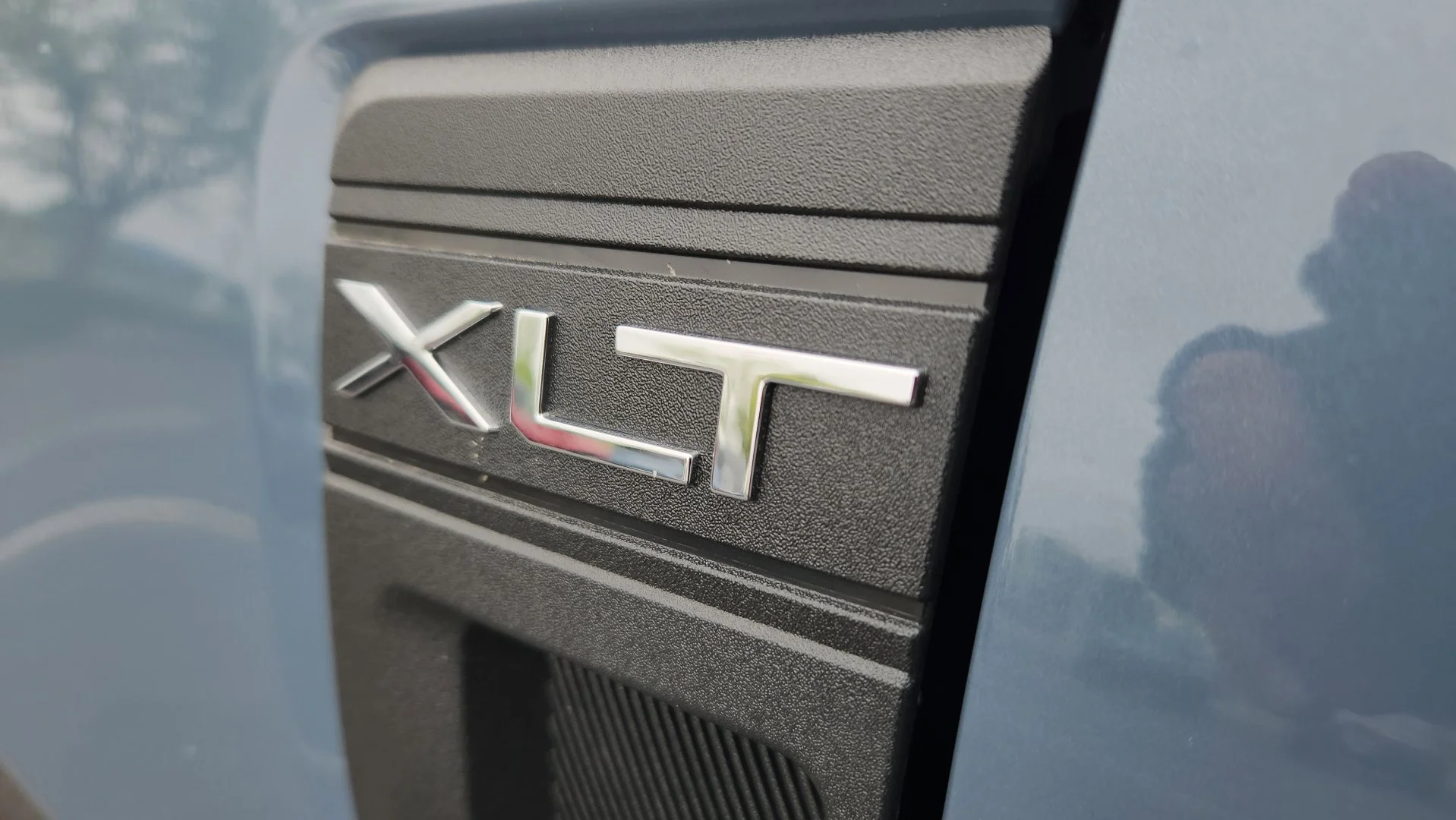 New 2026 Azure Gray Metallic Tri-Coat Ford XLT image 21