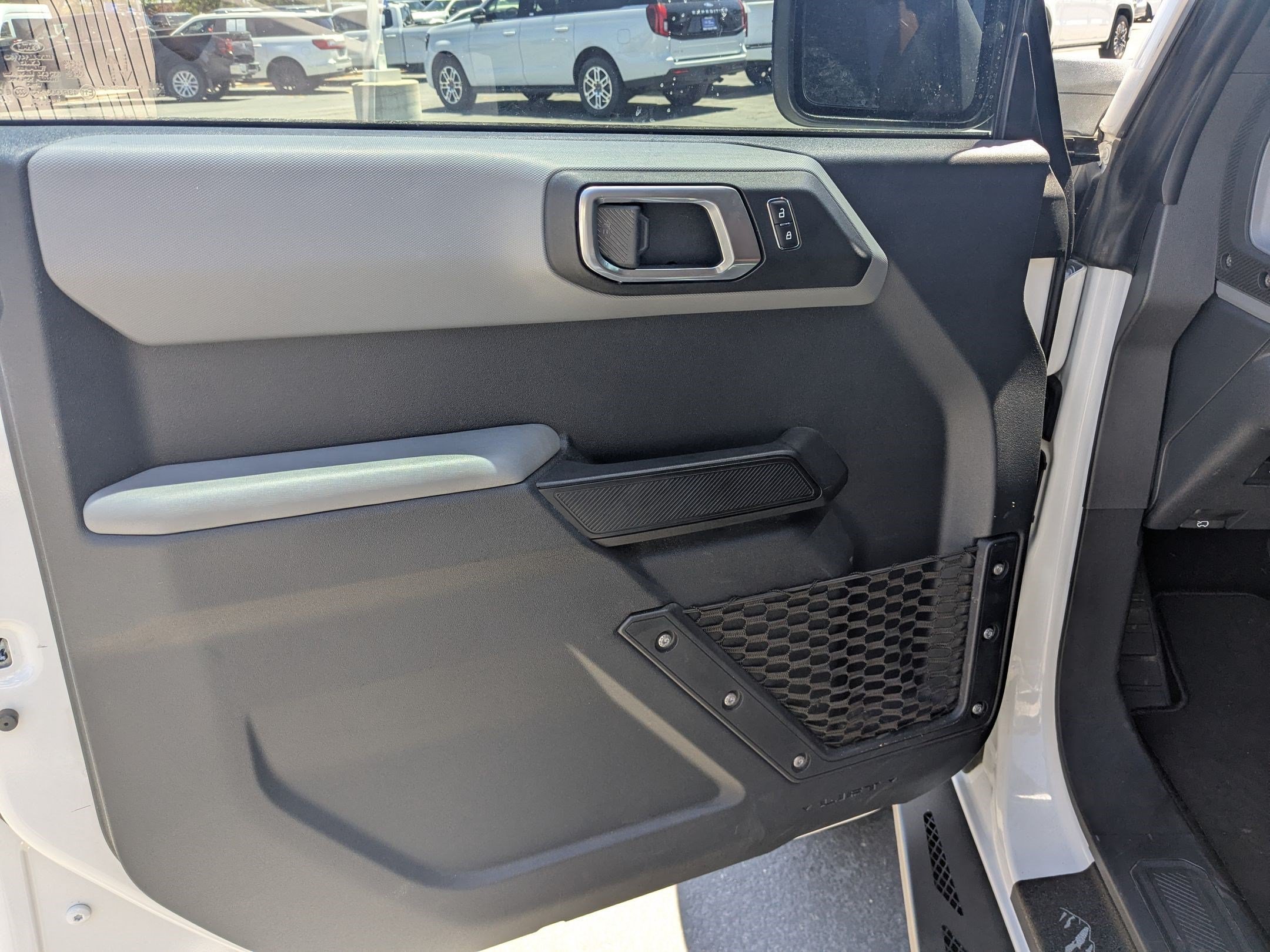 Used 2023 Blue Ford Base image 13