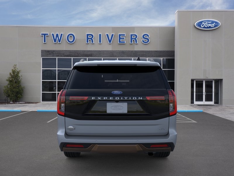New 2025 Glacier Gray Metallic Tricoat Ford King Ranch image 5