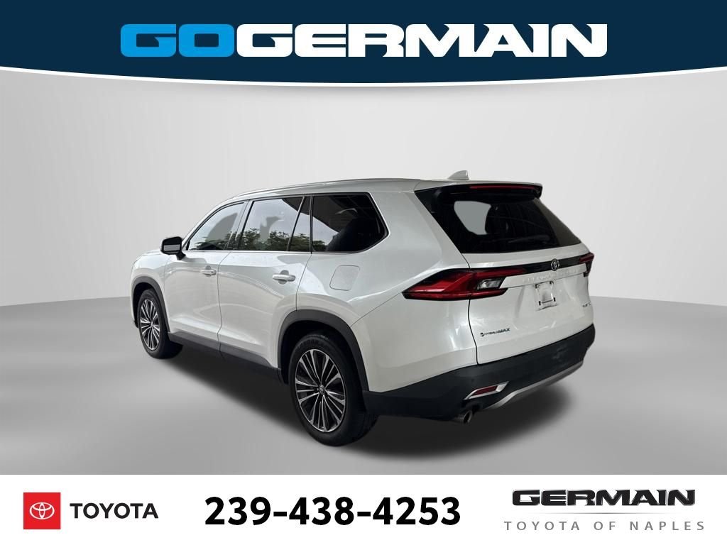 Used 2024 Beige Toyota MAX Platinum image 5