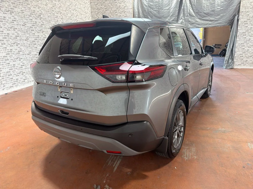 Used 2023 Gun Metallic Nissan S image 7
