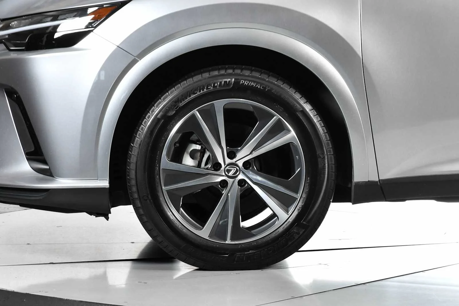 Certified Used 2024 IRIDIUM Lexus Premium image 12