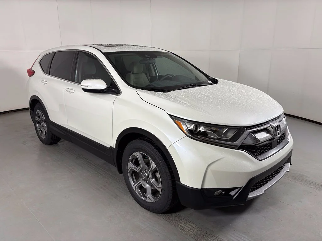 Used 2017  Honda EX image 2