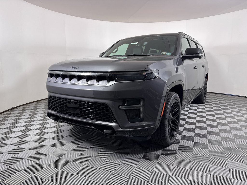 New 2026 Baltic-Gray Metallic Clear-Coat Exterior Paint Jeep Limited Reserve image 21