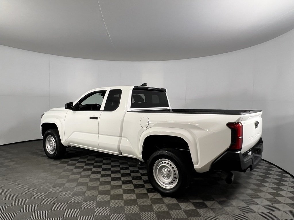 2024 Toyota Tacoma SR photo 3