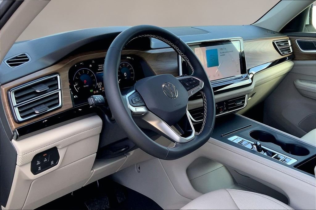 New 2026 Opal White Pearl Volkswagen 2.0T SE image 7