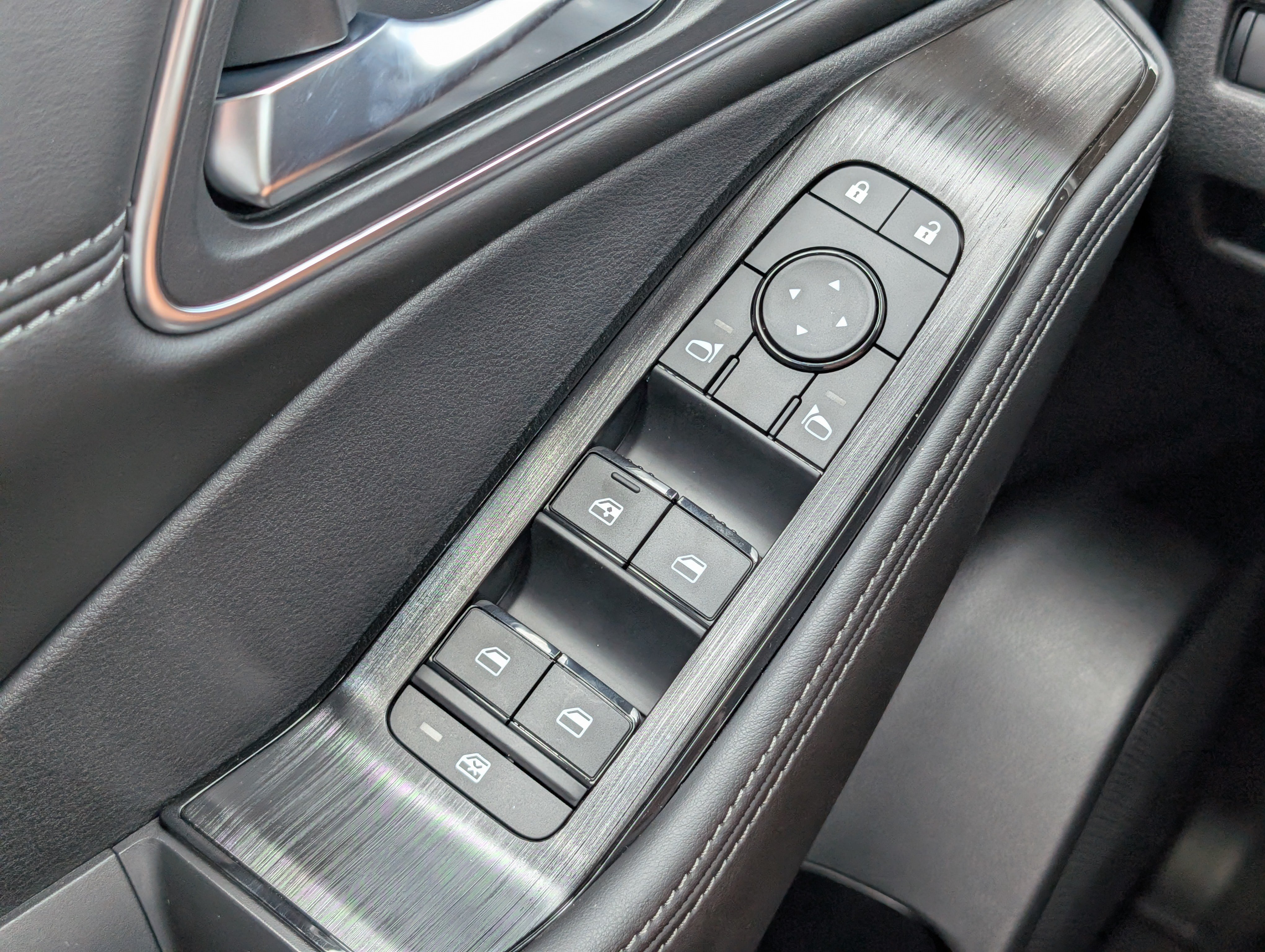 New 2026 Gun Metallic Nissan Platinum image 22