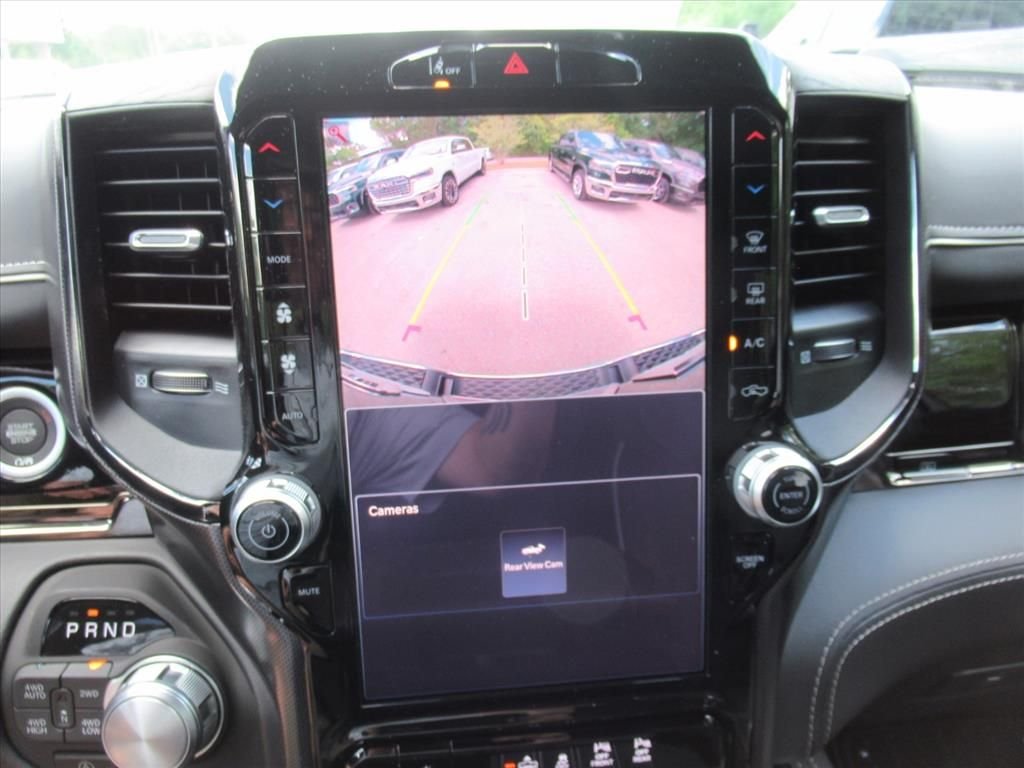 New 2026 Diamond Black Crystal Pearl-Coat Exterior Paint RAM Limited image 27