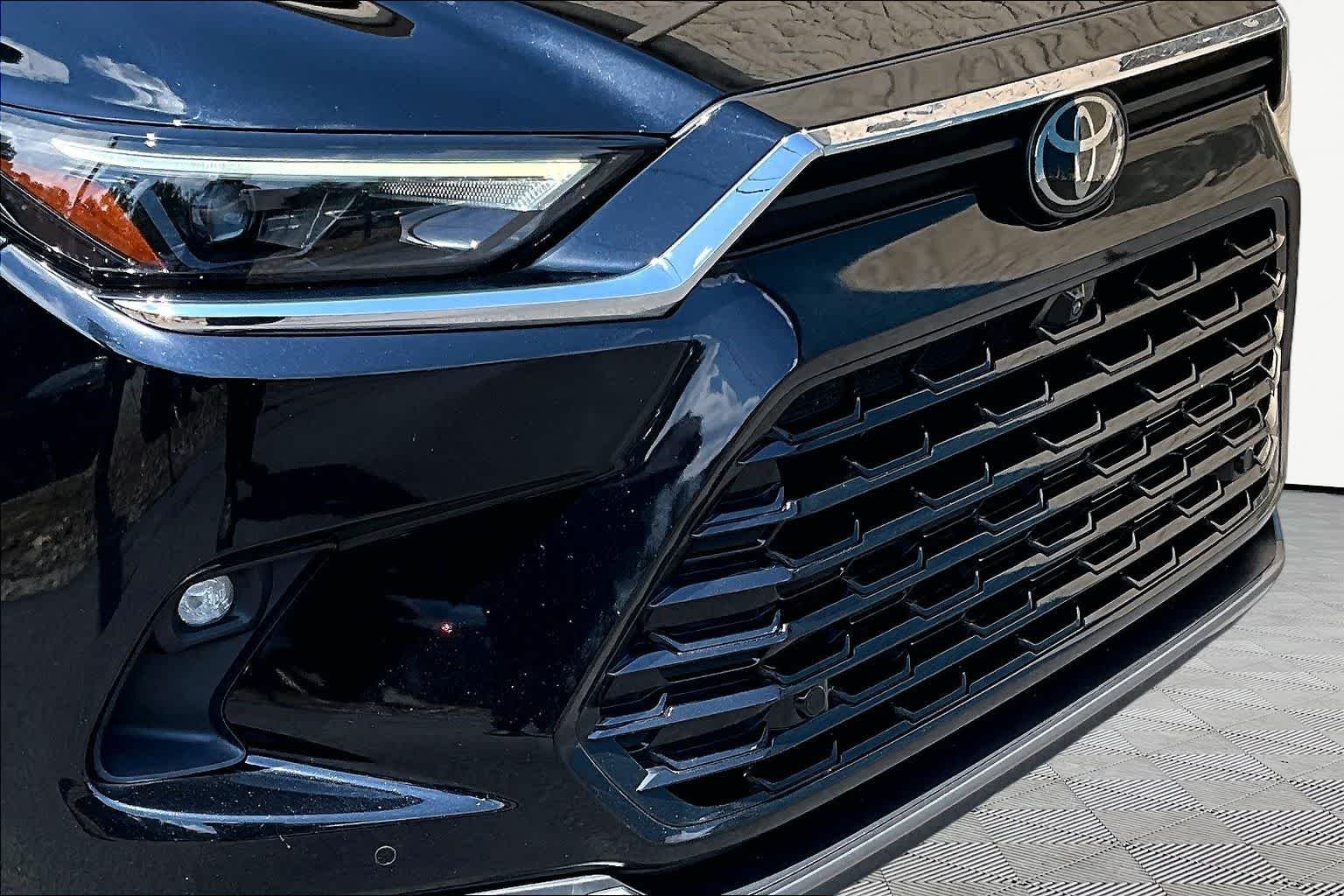 2024 Toyota Grand Highlander Limited - Photo 30