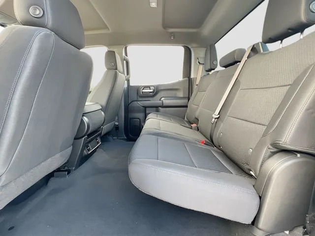 New 2026 Summit White GMC Pro image 17
