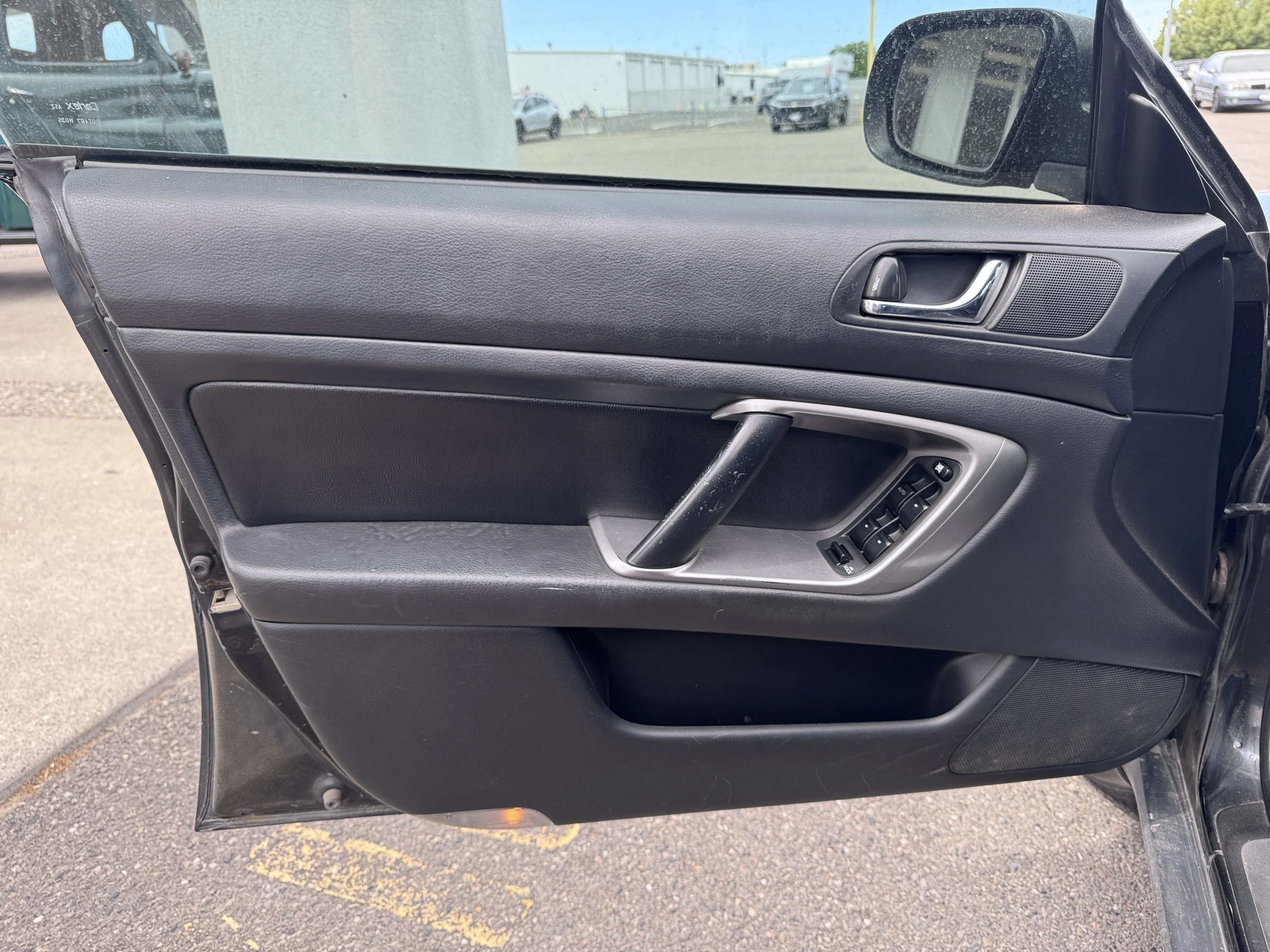 Used 2005  Subaru Outback XT Ltd image 10