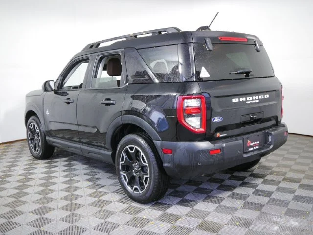 Certified Used 2026 Black Ford Outer Banks image 5