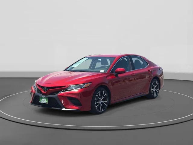 2019 Toyota Camry SE