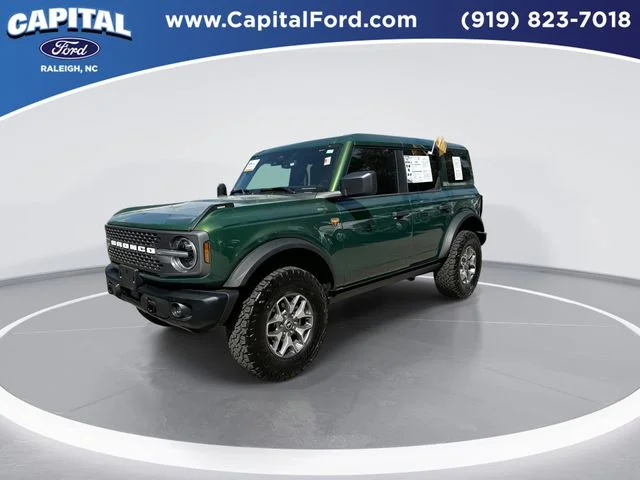 Used 2025 Green Ford Badlands image 4