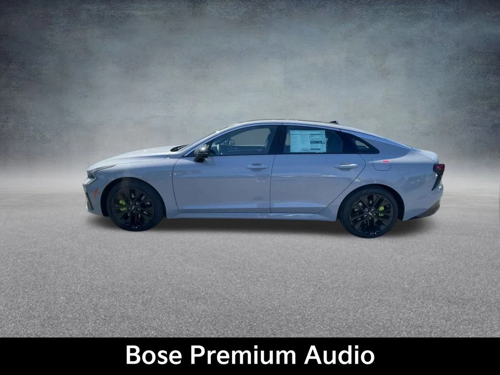 New 2026 Wolf Gray Kia GT image 13
