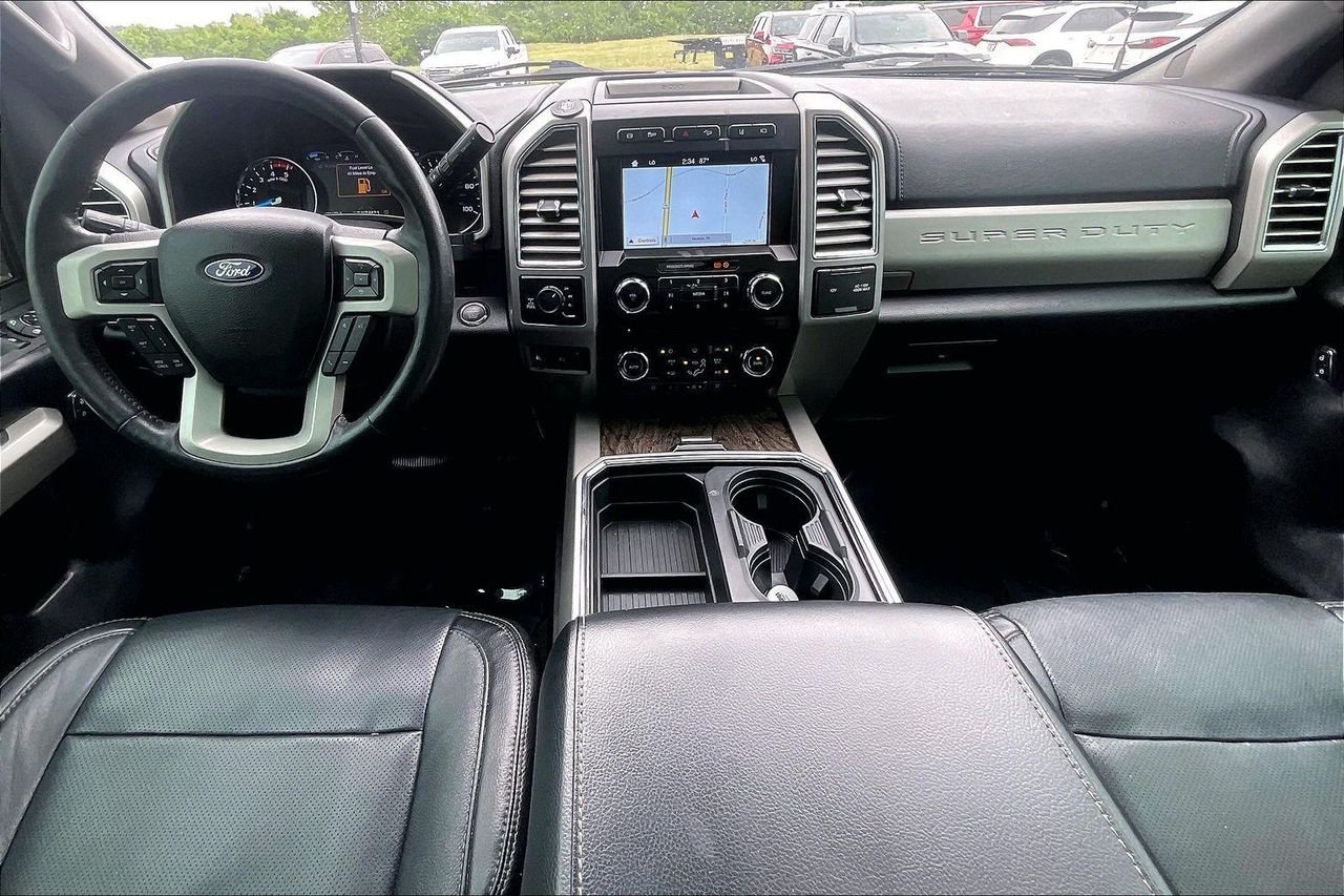 Used 2017 SHADOW BLACK Ford LARIAT image 6