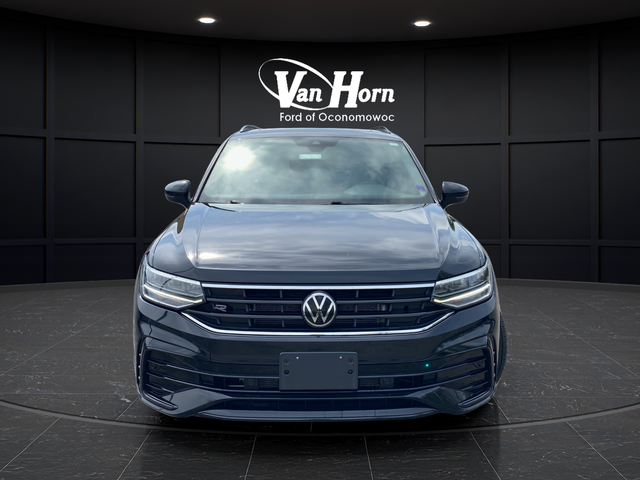 Used 2022 Deep Black Pearl Volkswagen 2.0T SE R-Line Black image 2