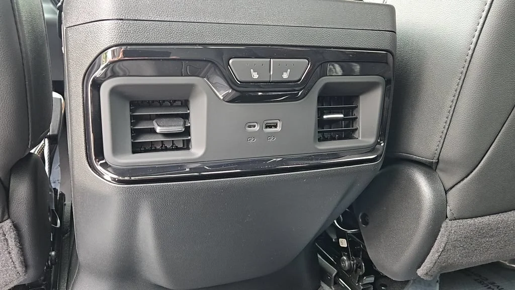 New 2026 Sterling Metallic GMC AT4 image 27
