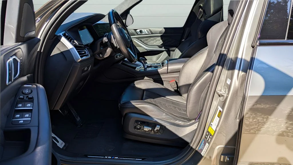 Used 2023 Gray BMW Base image 10