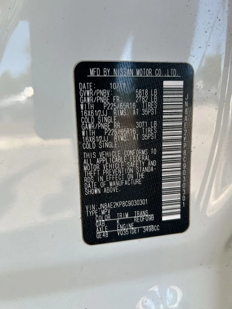 Used 2012 White Nissan 3.5 S image 21