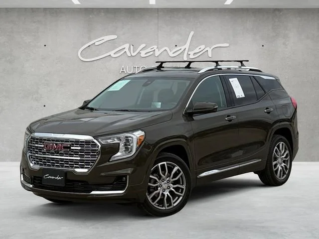 2024 GMC Terrain Denali AWD's photo