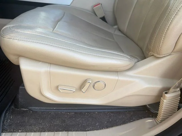 Used 2018 Black Ford Lariat image 10