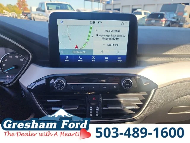 Used 2022 Blue Ford SE image 26