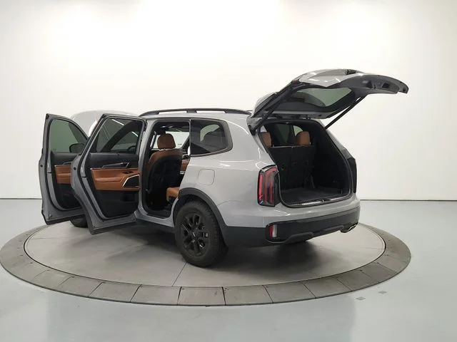 Used 2024 Gray Kia SX X-Pro image 14