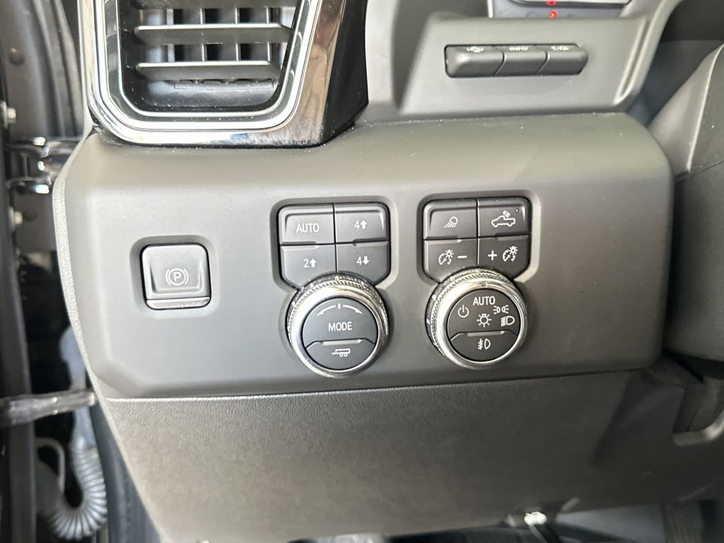 Used 2024 Black GMC Denali Ultimate image 26