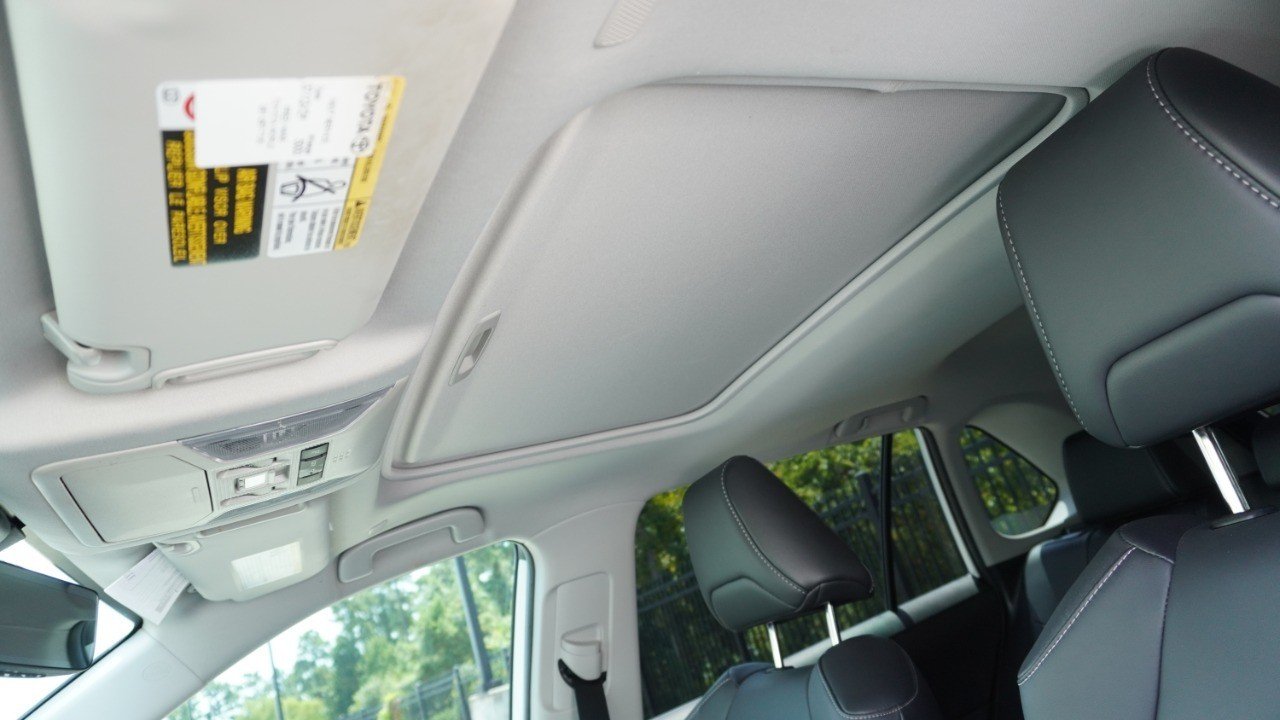Used 2024 White Toyota XLE Premium image 13