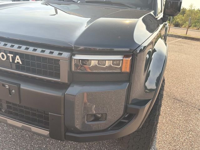 Used 2025  Toyota Base image 10