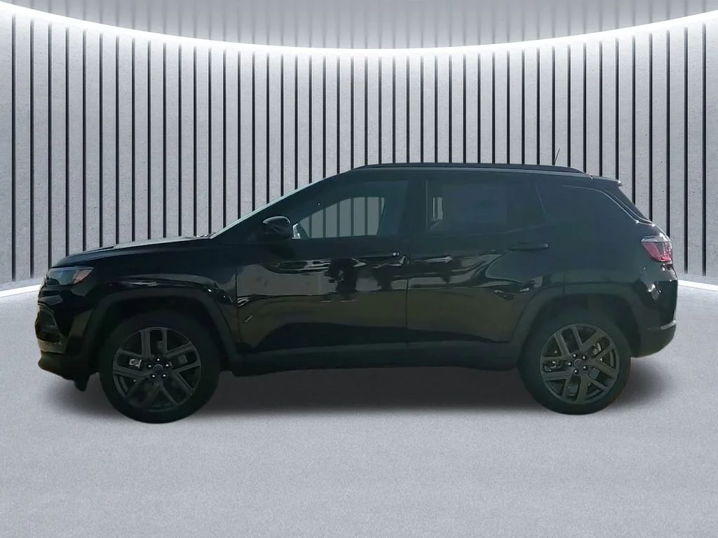 New 2026 Black Jeep Latitude image 16