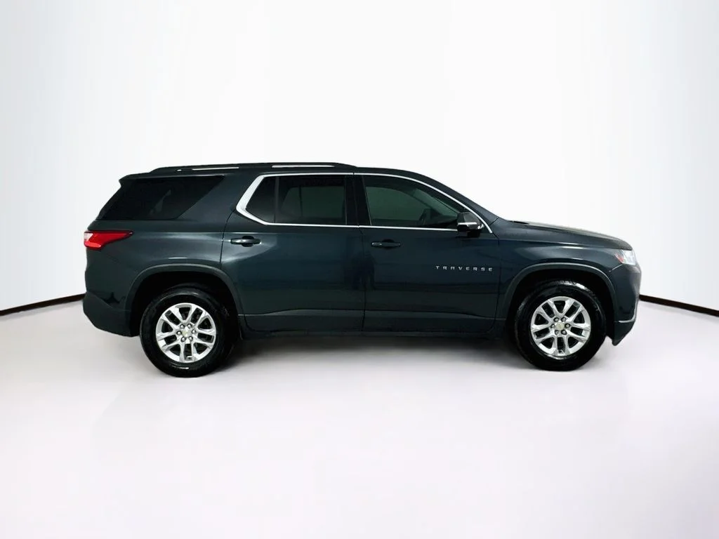 Used 2020 Graphite Metallic Chevrolet LT image 8