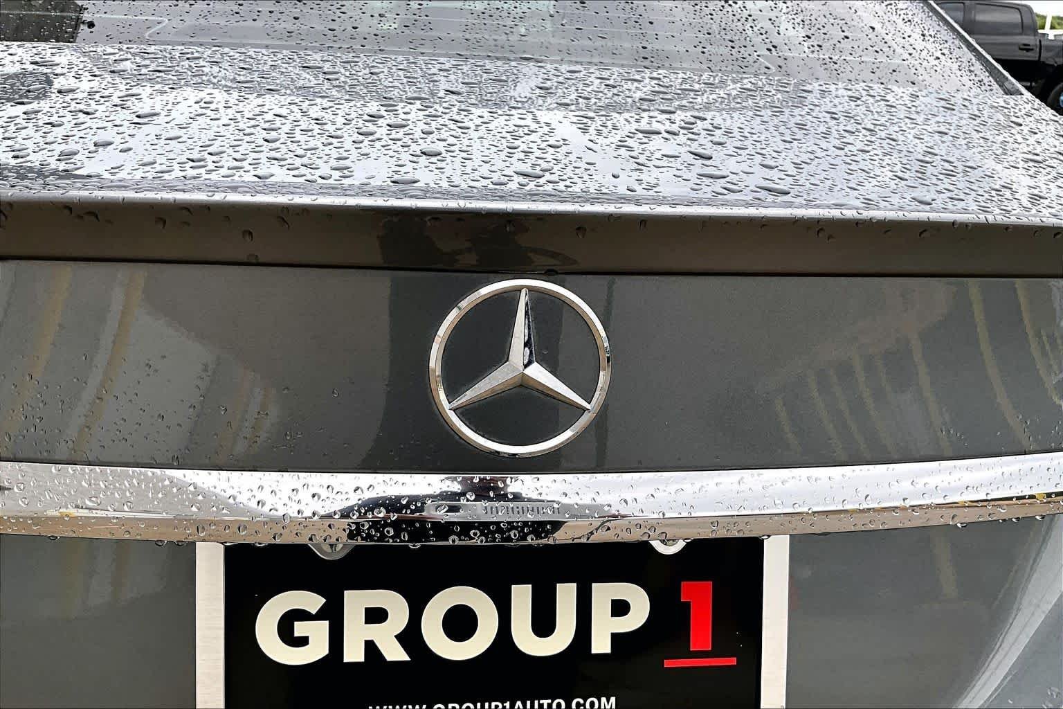 Used 2017 Selenite Grey Metallic Mercedes-Benz C 300 image 10
