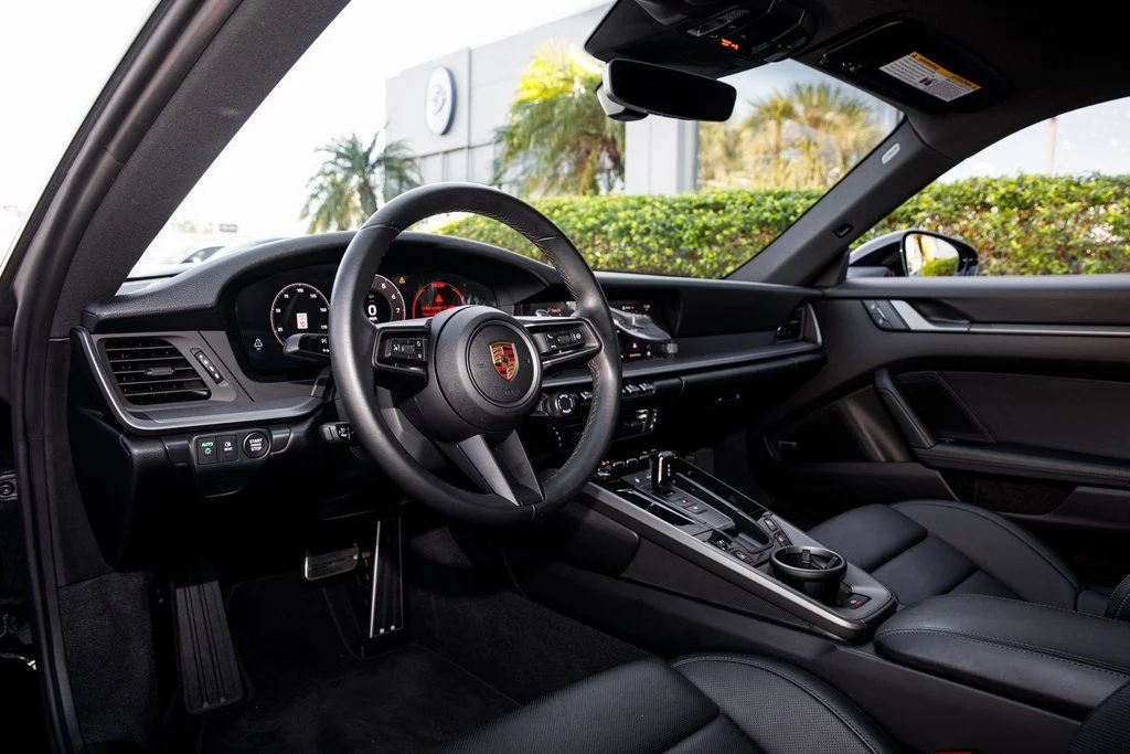 2025 Porsche 911 T - Photo 22