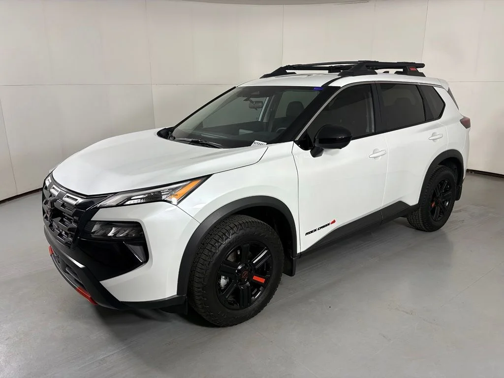New 2026 Everest White Pearl TriCoat Nissan Rock Creek® image 5