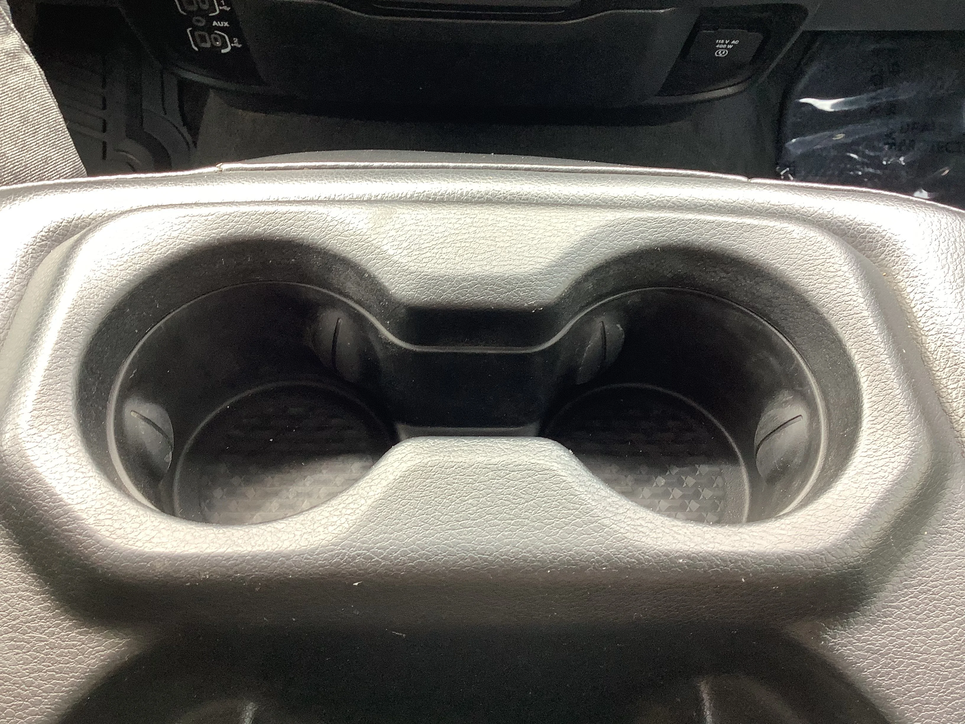Used 2020 Black Ram Laramie image 13