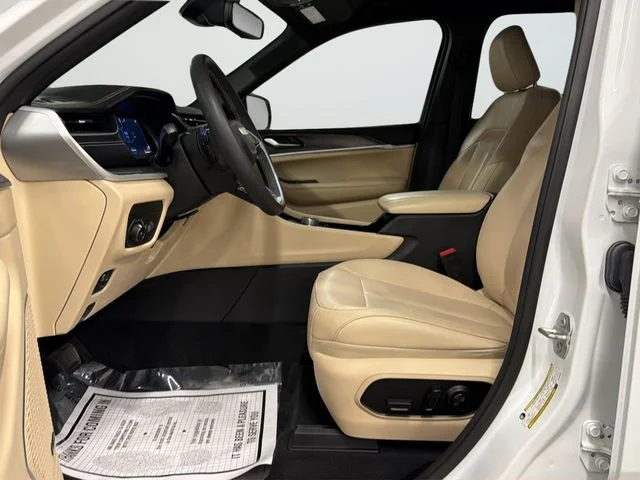 Used 2023 White Jeep Limited image 10