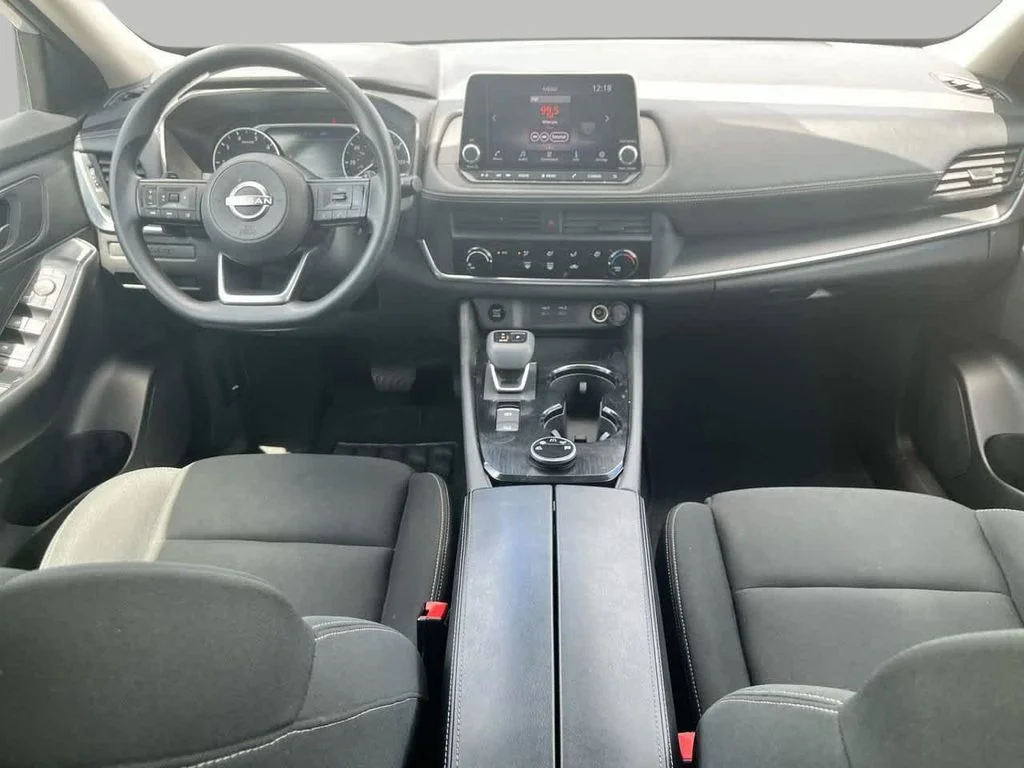 Used 2024 Silver Nissan S image 10