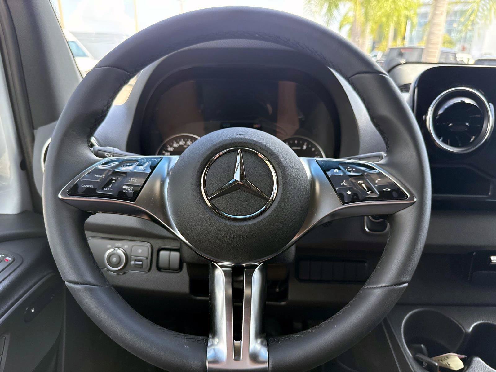 New 2026 Arctic White Sprinter Cargo 144 WB image 20