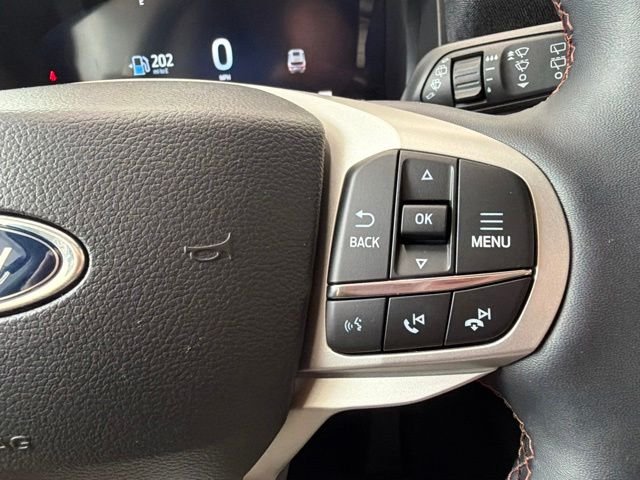 New 2026 Star White Metallic Tri-Coat Ford Active image 23