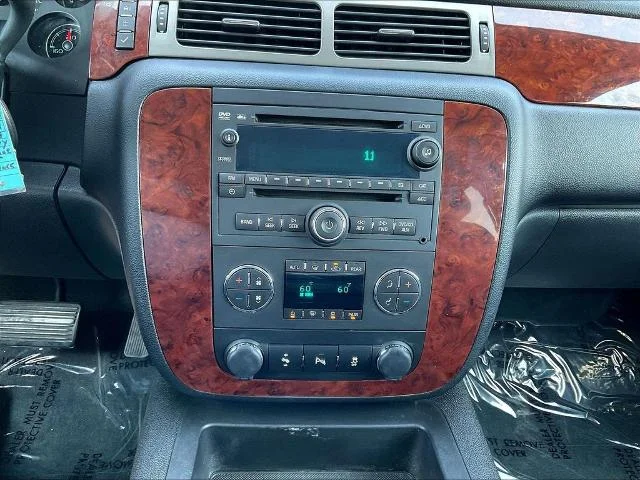 Used 2014 Black Chevrolet  image 16