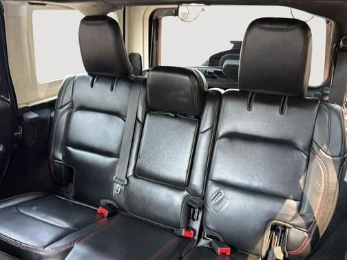 Used 2019 Black Jeep Unlimited Rubicon image 13
