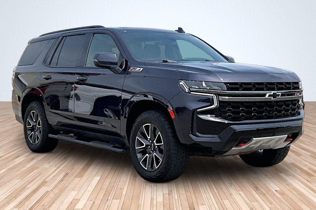 Used 2022 Gray Chevrolet Z71 image 9