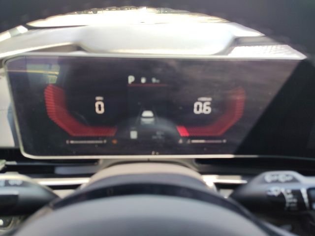 Used 2025 Red Kia LXS image 16