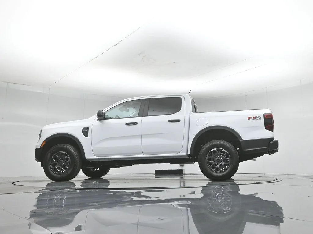 New 2026 Oxford White Ford XLT image 49